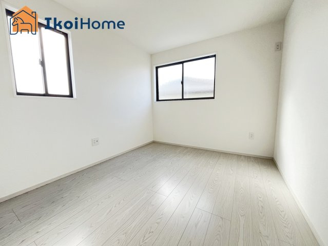 明石市日富美町1期　全7棟5号棟　新築戸建の内装|◆同社施工例◆オプションで、より一層フローリングを強くする10年保証のコーティングもございます。