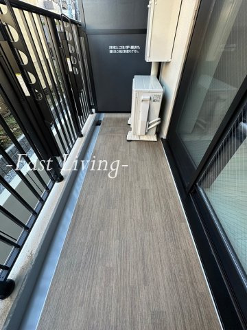 若葉ビューアパートメントのバルコニー