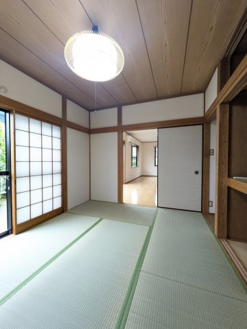 パークハウス王禅寺I号棟の和室