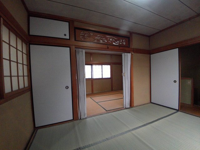 【和室】 | 春の丘とキンモクセイ