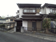 春の丘とキンモクセイの画像