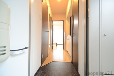 【玄関】 | クレイノシャノアール | 画像5