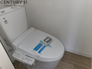 お風呂トイレ別・温水洗浄便座付き