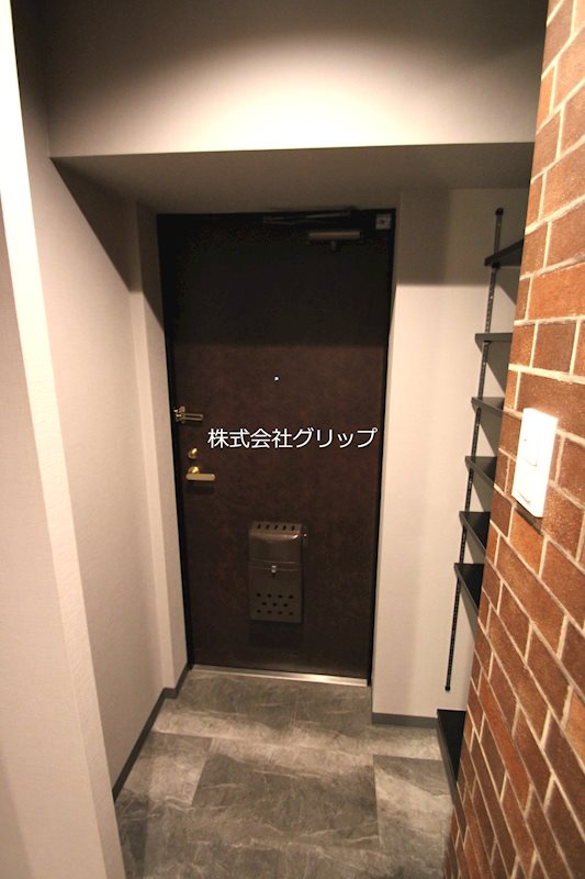 ピュアシティ横浜Ⅲの玄関