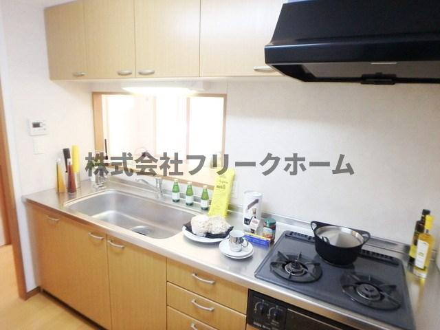 武蔵野市緑町１丁目の賃貸マンションのキッチン