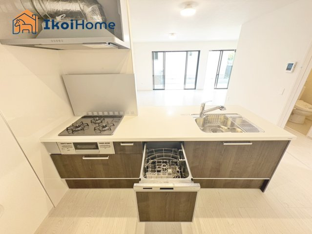明石市日富美町1期　全7棟7号棟　新築戸建のキッチン|【ホームページに現地動画掲載中】●年中無休：当日予約可●人気の対面式＋便利な食洗機付きのキッチン♪