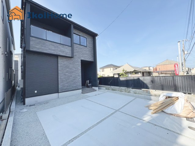 明石市日富美町1期　全7棟7号棟　新築戸建の駐車場|【ホームページに現地動画掲載中】●年中無休：当日予約可●駅徒歩圏内ながらお車も並列で2台駐車可能！