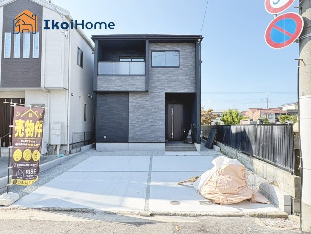 明石市日富美町1期　全7棟7号棟　新築戸建の前面道路含む現地写真|【ホームページに現地動画掲載中】●年中無休：当日予約可●前面道路は幅員約5.9ｍ、交通量少なめで安心