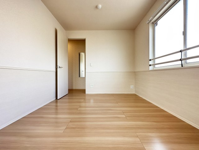 ウィルハイツ福井の玄関