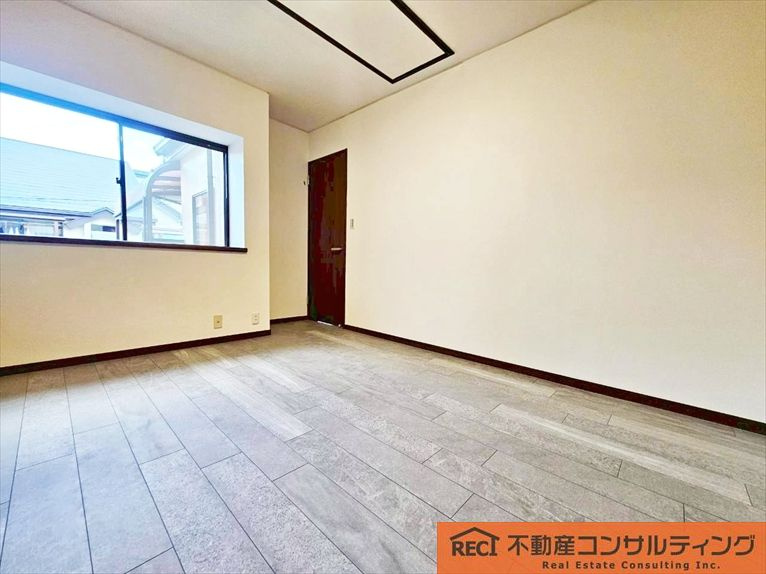 西宮市甲子園網引町　中古戸建の洋室