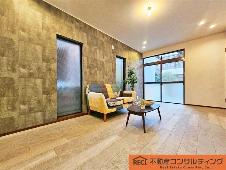 西宮市甲子園網引町　中古戸建の内装