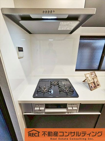 西宮市甲子園網引町　中古戸建のキッチン