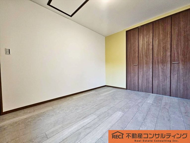 西宮市甲子園網引町　中古戸建の洋室