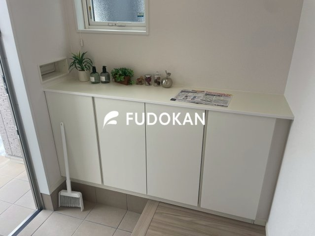 東根市神町西建売住宅【平屋×Z空調】の収納|大きなシューズボックスもございます。