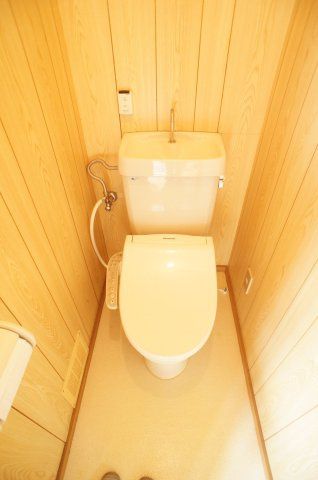 誉田グリーンヒル貸家のトイレ