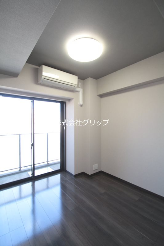 Le'a横濱ミッドスクエアの洋室