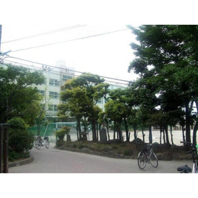 江戸川区立葛西第二中…まで327m