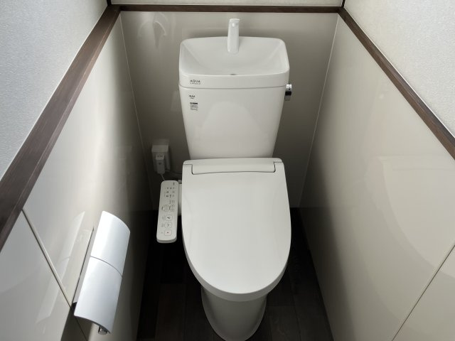 大村町字於泥11番1貸家群のトイレ
