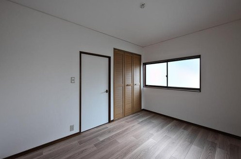 西賀茂北川上町の洋室