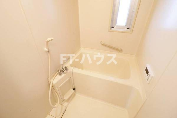 ビレッジハウス千種４号棟の浴室