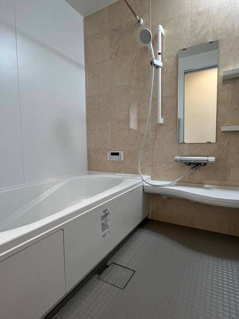 Ｓｕｍａｉ－ｔｏ市川市本北方０１の浴室