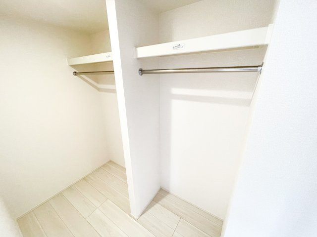 スペチアーレ鷹合の収納