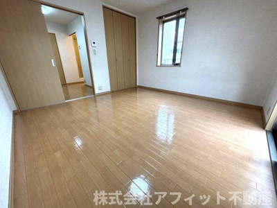 【寝室】 | ジェルメ南蔵王B | 洋室8帖