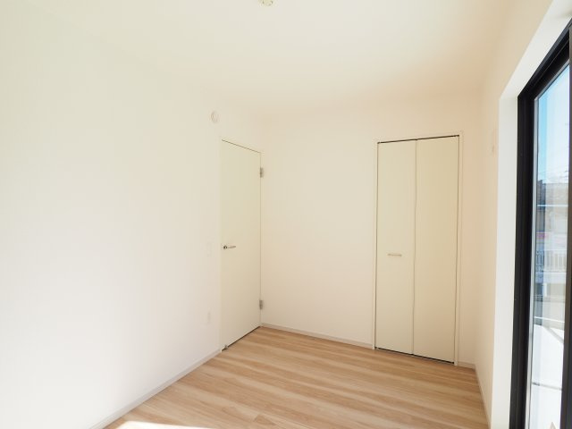 【洋室】 | LIGARE　吉倉１期　