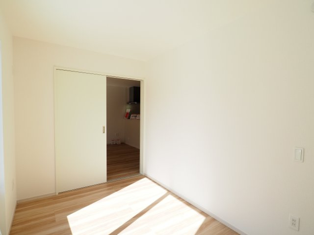 【洋室】 | LIGARE　吉倉１期　