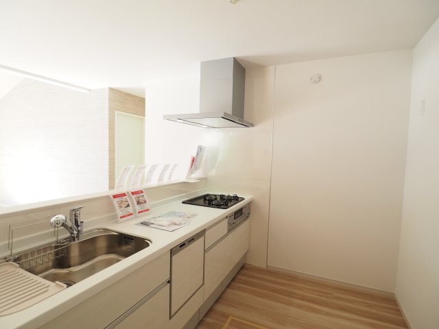 【キッチン】 | LIGARE　吉倉１期　