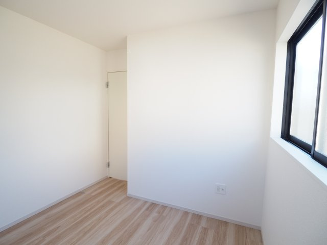 【洋室】 | LIGARE　吉倉１期　