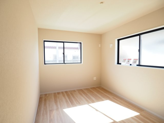 【洋室】 | LIGARE　吉倉１期　