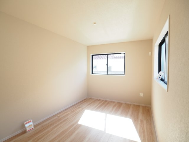 【洋室】 | LIGARE　吉倉１期　