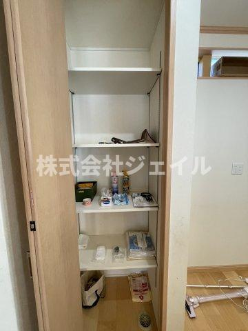 中古戸建　三木市大塚の収納