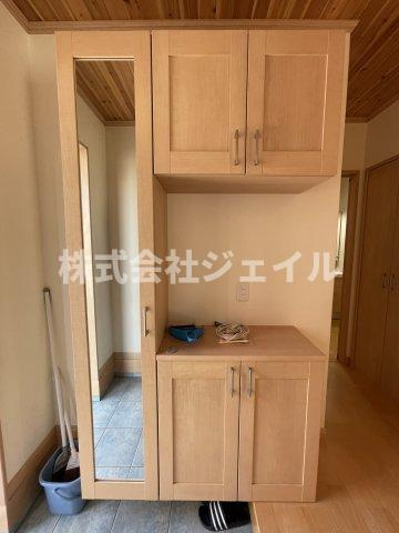 中古戸建　三木市大塚の玄関