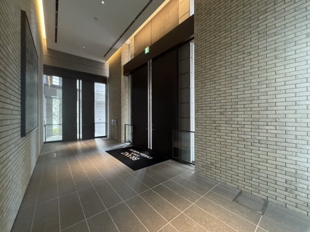 ブランズタワー梅田NORTHの玄関