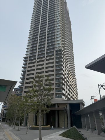 ブランズタワー梅田NORTHの外観