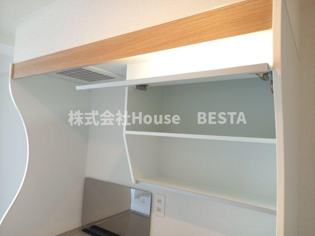 セレニテ元町アリエのキッチン