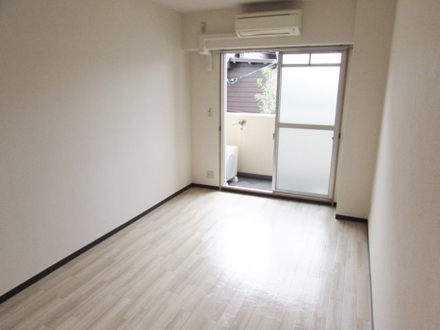 エクロル売布の居間・リビング