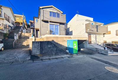 【前面道路含む現地写真】 | 座間市入谷東4丁目 新築戸建 全1棟