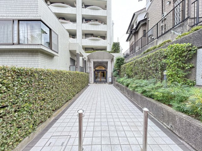 【その他共用部分】 | たまプラーザスカイマンション東館 | エントランス外通路