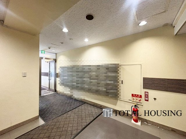 【エントランス】 | 大輝ビル | エントランス（中）です。
集合ポストが設けられています。