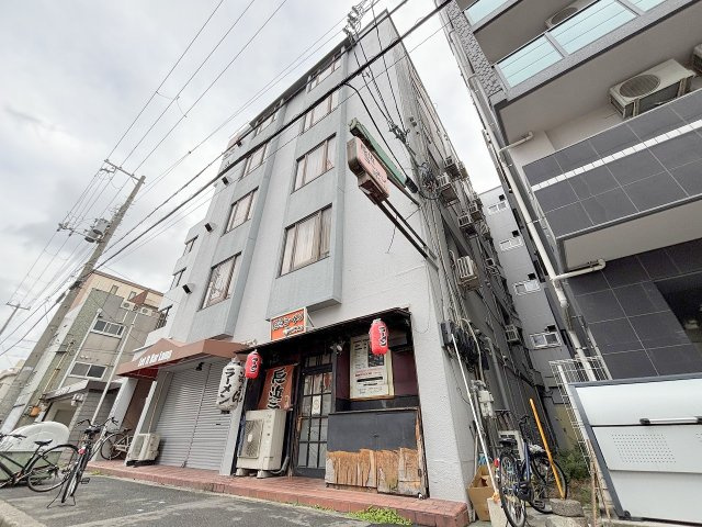 ラパンジール東三国の外観