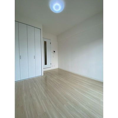 【洋室】 | 北梅田サニーアパートメント