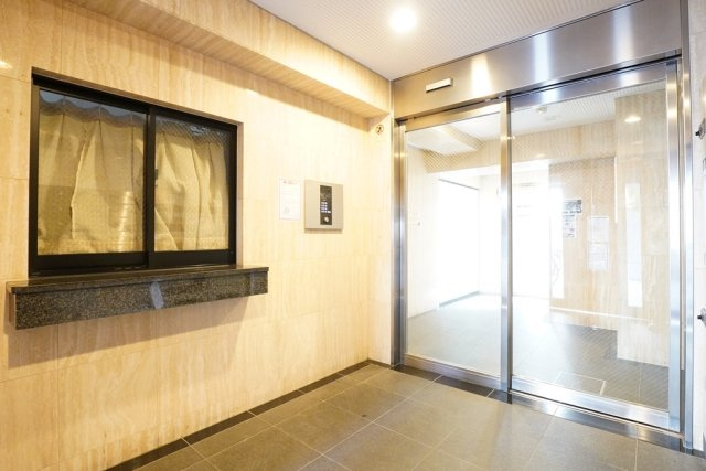 ロイヤルアメニティー白金のエントランス