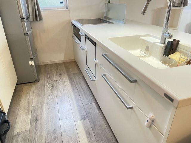 焼津市中新田戸建住宅のキッチン