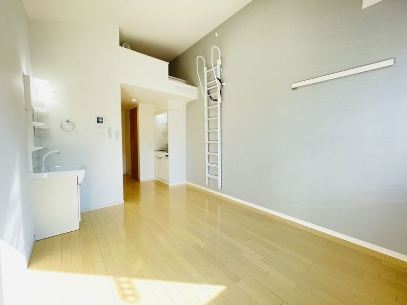 イルヴィアーレ清水町Ⅴの居間・リビング