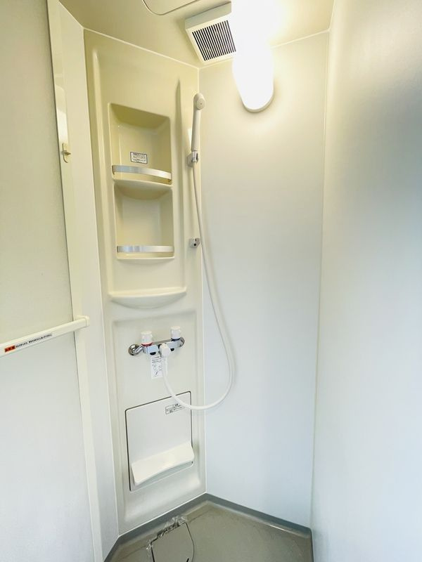 イルヴィアーレ清水町Ⅴのシャワールーム