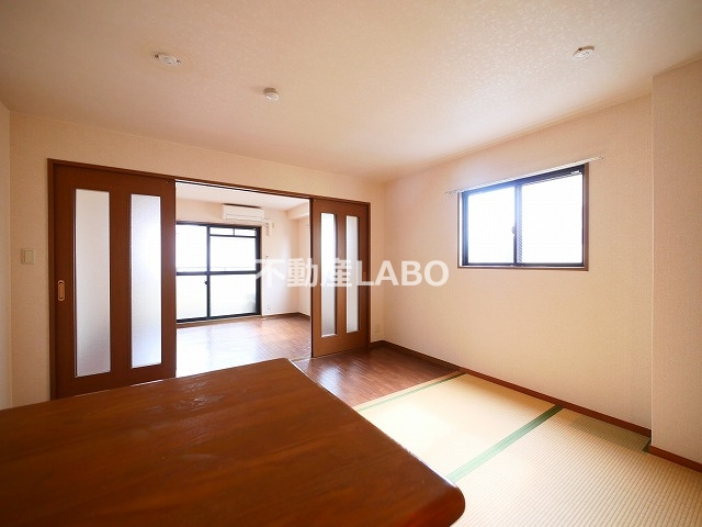 リヴェールの洋室