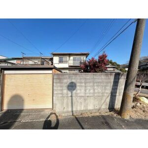 ガレージハウス明知の外観